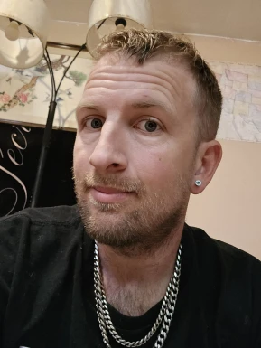 American men looking for love