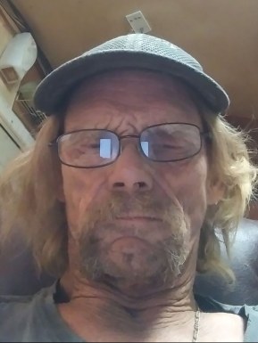 American men looking for love