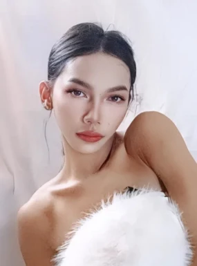 Thai ladyboys for dating / Ladyboys from Philippines for dating
