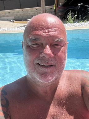 French men looking for love