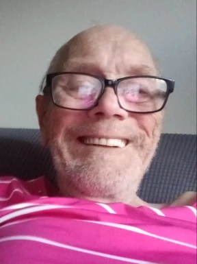 American men looking for love
