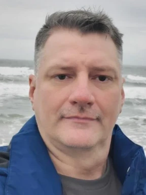 American men looking for love