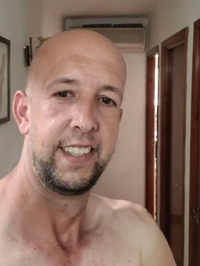 Spanish men looking for love
