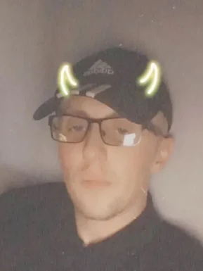 English men looking for love