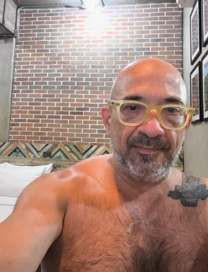 Foreign men for dating