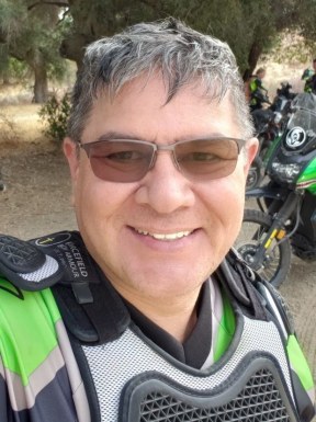 American men looking for love