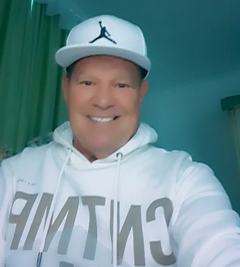 <span>Erich, 50</span>&nbsp;<span style='width: 25px; height: 16px; float: right; background-image: url(/bitmaps/flags_small/DE.PNG)'>&nbsp;</span><br><span>Munich, Germany</span>&nbsp;<input type='button' class='joinbtn' style='float: right' value='JOIN NOW' />